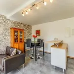 Family Country In * Brainville