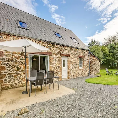 Holiday home With Garden In *