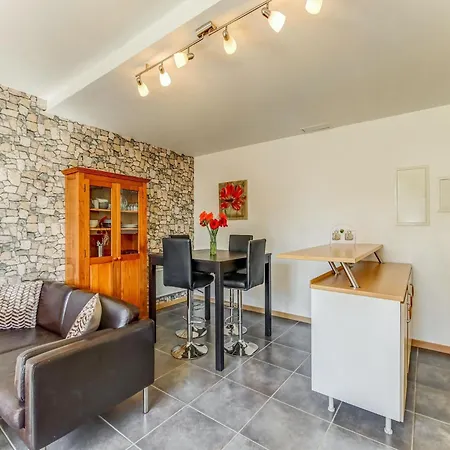 Family Country In * Brainville